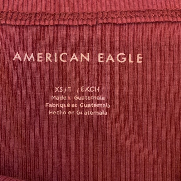 Like new cropped tank XS pretty rose color - Picture 3 of 3